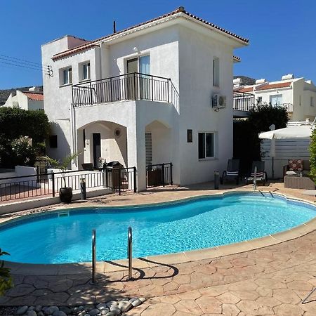 Villa Laurel Péjia Kültér fotó