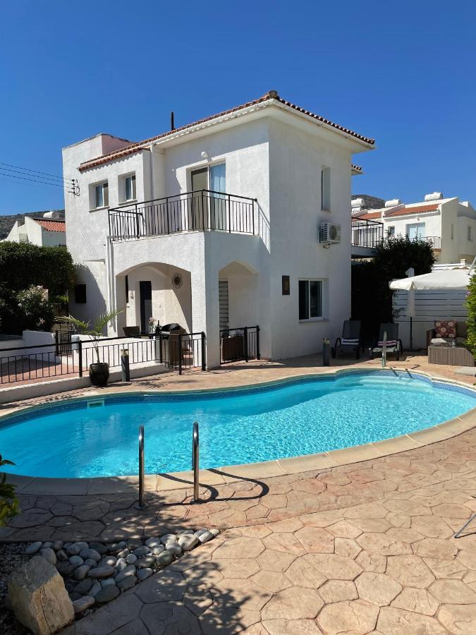 Villa Laurel Péjia Kültér fotó